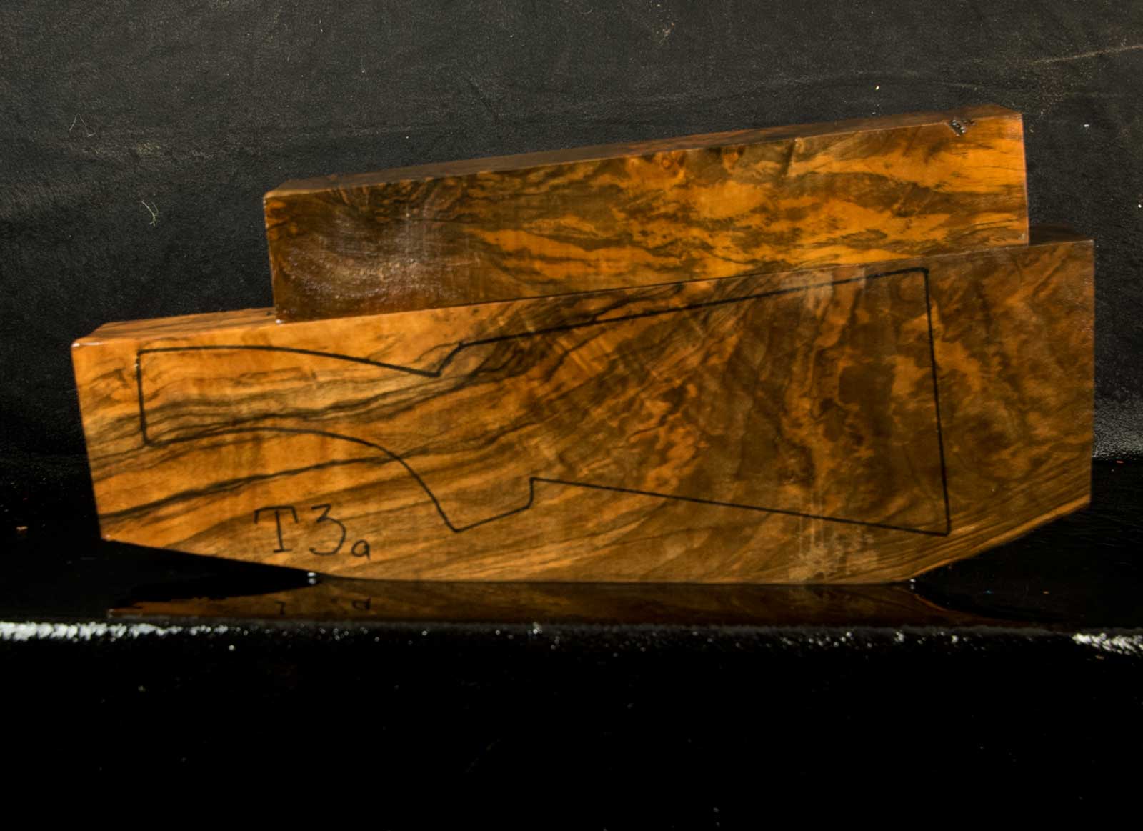 Top-Quality Gunstock: Shotgun Stock Blank T3 Top-Quality Gunstock: Shotgun Stock Blank T3